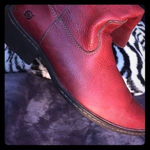Born Red Cowboy Boots Size 10